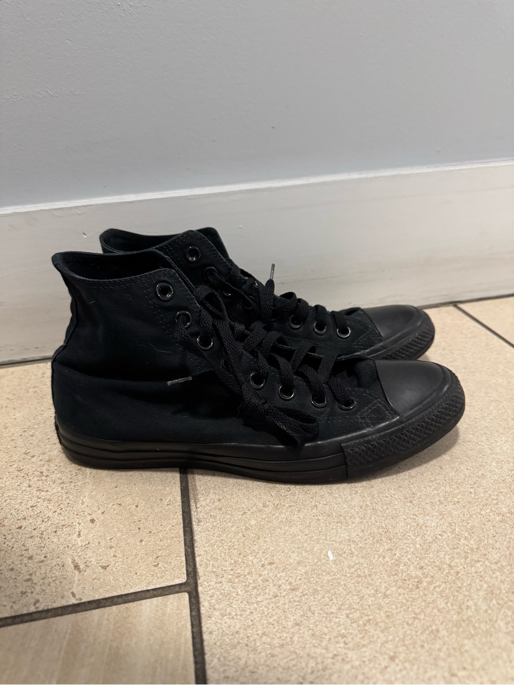Converse All Black High-Top Canvas Sneakers Unisex Men’s 7.5 | Women’s 9.5